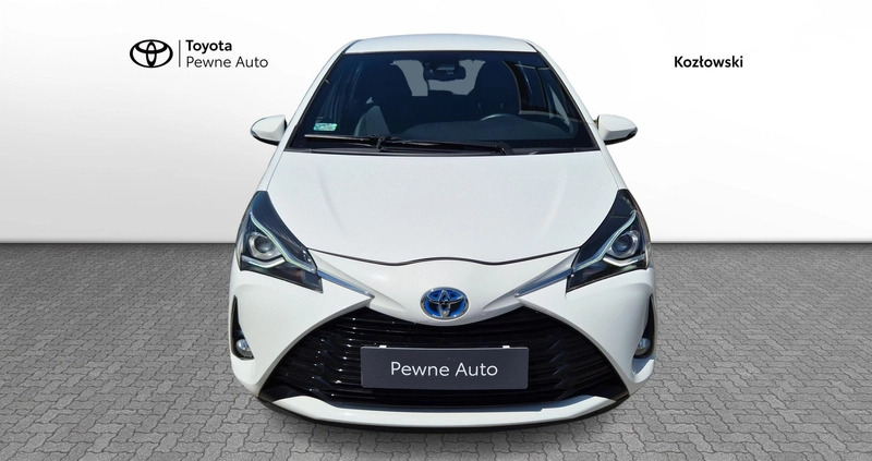 Toyota Yaris cena 64950 przebieg: 52808, rok produkcji 2018 z Żychlin małe 232